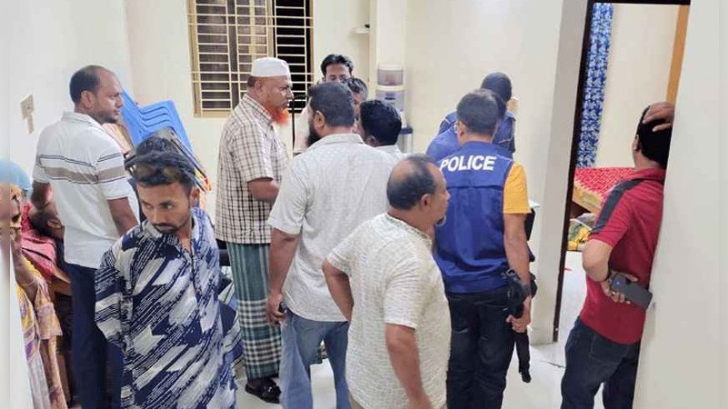 মা-মেয়েকে গলা কেটে হত্যা, ৩০ ভরি স্বর্ণালংকার লুট