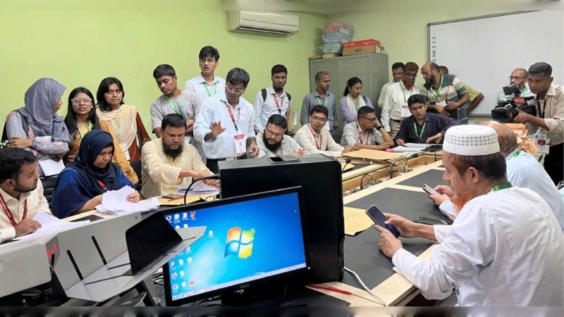 <span>চাকসু নির্বাচন / </span>ভিপি-জিএসে এগিয়ে ছাত্রশিবির, এজিএসে ছাত্রদল