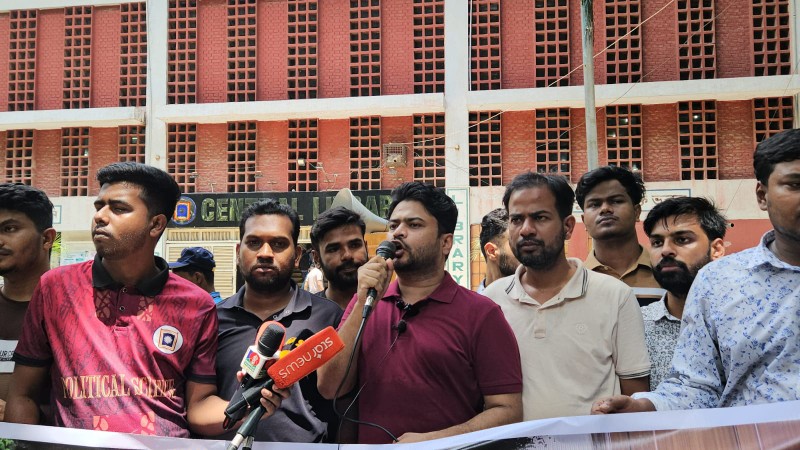 জ্ঞানচর্চার পরিবেশ নষ্ট করতেই লাইব্রেরিতে হামলা করেছে শিবির’— রাবি ছাত্রদল সভাপতি