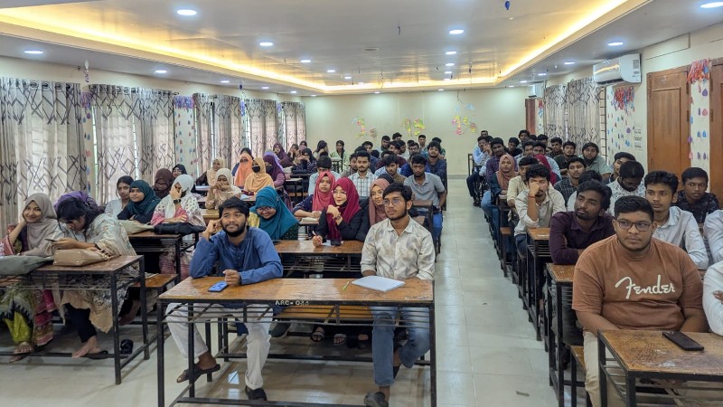 কুবি ডিবেটিং সোসাইটির নবীনবরণ ও বিতর্ক কর্মশালা অনুষ্ঠিত