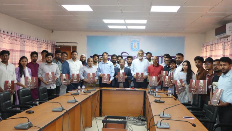 খুবিসাস’র বার্ষিক ম্যাগাজিন ‘অনুসন্ধিৎসা’র মোড়ক উন্মোচন