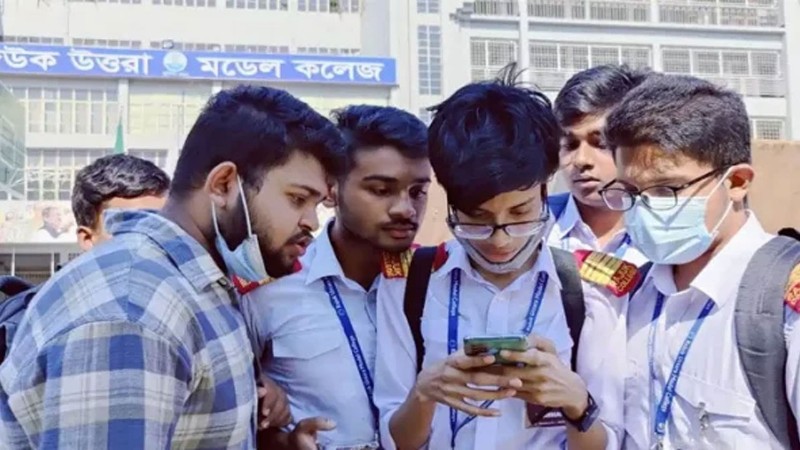 এসএসসিতে জিপিএ-৫ পেলেন ১ লাখ ১৬ হাজার ৬৭৬ শিক্ষার্থী
