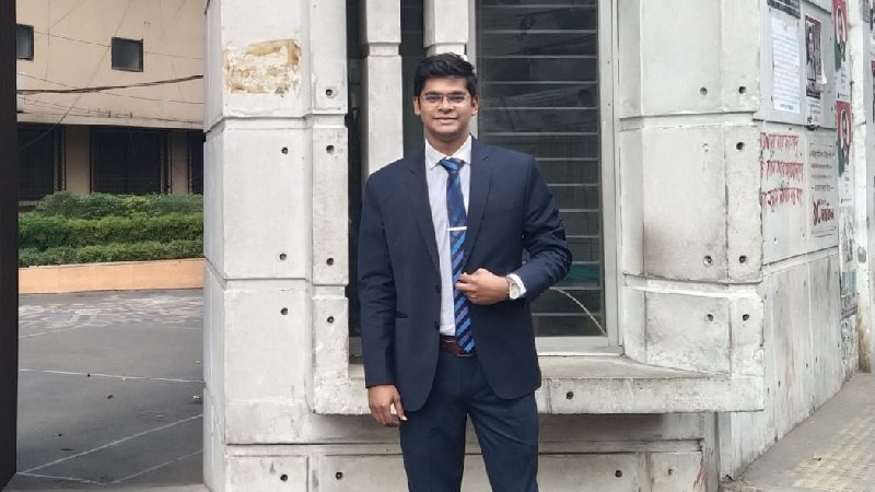 শৈশবে দেখা অন্যায় ঠেকাতে আজ দুদকে—বরিশাল বিশ্ববিদ্যালয়ের হাসিব